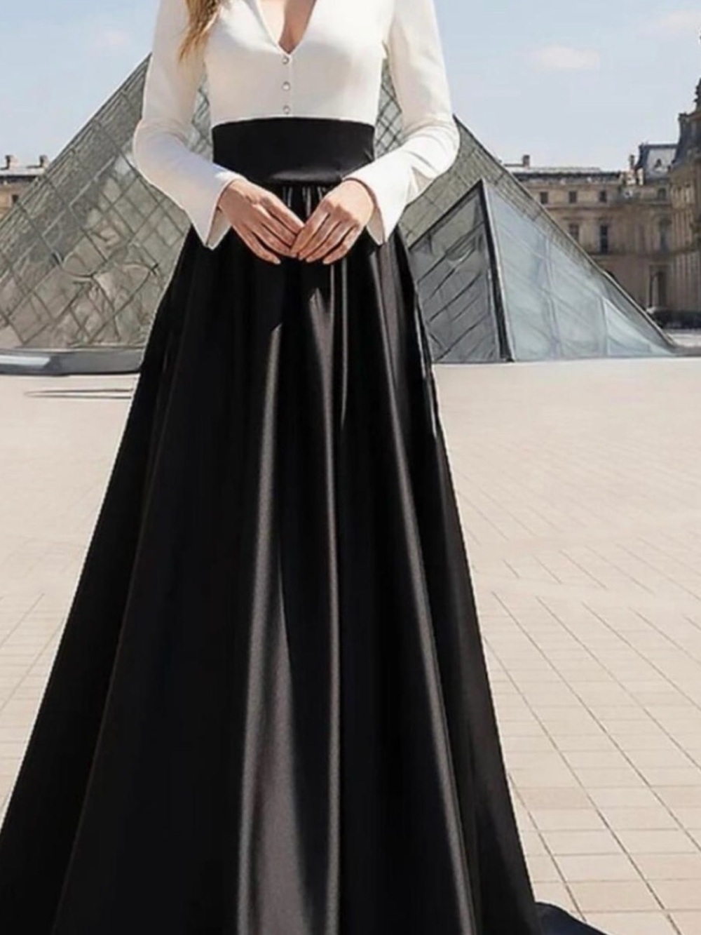 Elegant Black Maxi Dress with High Waist